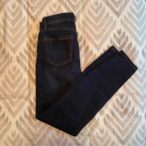 Reitmans mid-rise “sculpting” skinny jeans, dark wash, with stretch, size 28